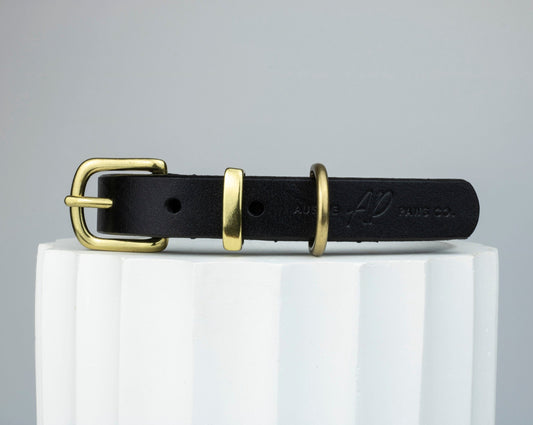 Black vegetable tanned leather dog collar